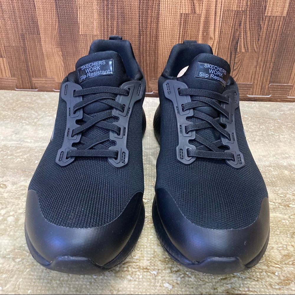 Skechers Women's Squad Sr Food Service Shoe Size 8 Gem